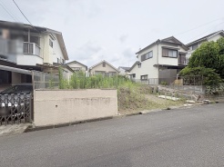白馬グループの白馬建設にて、プラン作成、イメージパース作成を数日で行えます。 希望の間取りはどの位の大きさか?、一体どの位の広さの土地が適切か?まずはたたき台のプランと見積りを作りましょう。