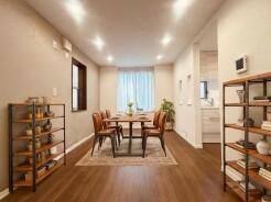 本画像はCGで作成しており、実際に現地に家具は置かれておりません。また、価格に家具は含まれておりません。