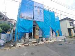 現在建物を建築中です、建築中の物件については現地確認の他、同施工会社の完成施工例のご案内、担当者のプレゼンテーションにてご検討ください。
