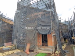 現地のご見学予約もスタートしました。周辺で売りに出ている物件も沢山御座います。まとめてご見学ができますのでお気軽にお申しつけください。