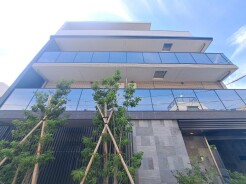 実際に室内をご見学頂くと生活のイメージが広がります。家具を置いたイメージや窓からの景色など、現地で体感ください。