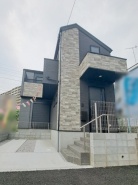 建物が完成しましたので室内のご見学予約スタート。当日のご見学予約も大歓迎です。お気軽にご連絡ください。エステート白馬国分寺店は火曜水曜も営業しております。
