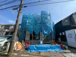 現在建物を建築中です、建築中の物件については現地確認の他、同施工会社の完成施工例のご案内、担当者のプレゼンテーションにてご検討ください。適切なご検討の方法をご説明させて頂きます。