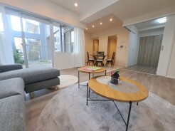 家族みんなが集まるリビング。広さを重視した家族全員が集まれるリビングは、住む上で大事な空間になります。
