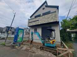 実際に室内をご見学頂くと生活のイメージが広がります。家具を置いたイメージや窓からの景色など、現地で体感ください。