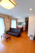 家族みんなが集まるリビング。広さを重視した家族全員が集まれるリビングは、住む上で大事な空間になります。