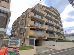リフォーム完了しました、即引渡し可能です。実際の住み心地が体感できます。お仕事帰りの平日でも土日祝日でも、ご希望のご内覧日時を担当者へお気軽にご相談ください。