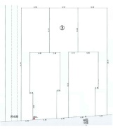建築条件なしの敷地。弊社グループ「白馬建設」にて建物プランをご提案できます。実際の陽当たりやサイズ感を現地でお確かめください。
