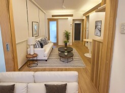 本画像は、入居者様の家具をCGで消去し、CGで家具を作成しております。実際の現地に家具はなく、価格にも家具は含まれていません。また、現況と異なる可能性がございます。