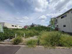白馬グループの白馬建設にて、プラン作成、イメージパース作成を数日で行えます。 希望の間取りはどの位の大きさか?、一体どの位の広さの土地が適切か?まずはたたき台のプランと見積りを作りましょう、担当者へお申しつけください。