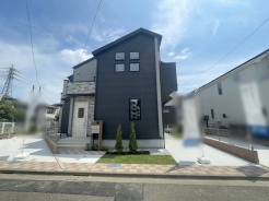 2号棟 建物が完成しましたので室内のご見学予約スタート。当日のご見学予約も大歓迎です。お気軽にご連絡ください。エステート白馬国分寺店は火曜水曜も営業しております。