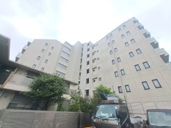 実際に室内をご見学頂くと生活のイメージが広がります。家具を置いたイメージや窓からの景色など、現地で体感ください。