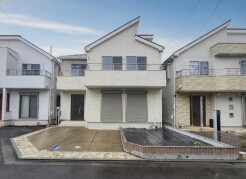 建物が完成しましたので室内のご見学予約スタート。当日のご見学予約も大歓迎です。お気軽にご連絡ください。エステート白馬国分寺店は火曜水曜も営業しております。