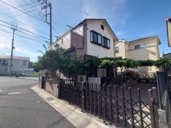 道路は6~8mほどになると駐車の際の停めやすさがかなり違ってきます。