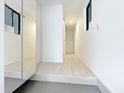 2号棟 玄関がいつも片づく大容量シューズボックス。