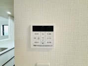 【給湯器パネル】