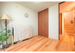 部屋ごとに設けた収納は、住みやすさへのこだわり。