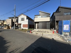 1号棟 車通りの少ない閑静な住宅地、のびのびした子育てに適します。