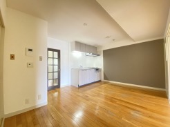 家族が自然に集りそうな広さが魅力のLDK。