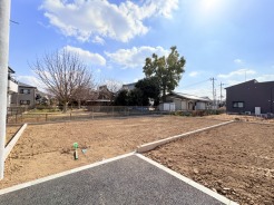 土地を見て、間取りが気になりましたら、すぐに図面を引ける設計士さんをご紹介することも出来ます。ご相談ください。