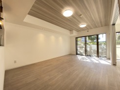 天井の高いリビングです。解放感もあり、気持ちの良い空間です。