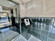 【オートロックシステム】