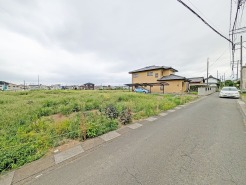 2号地 幅員こそやや狭くても、その分交通量が少なくて安心。