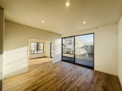 家族が自然に集りそうな広さが魅力のLDK。