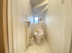 令和7年12月、内装リフォーム済みでキレイです。