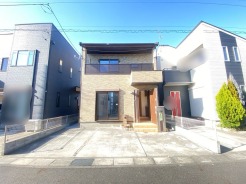閑静な住宅地で、小さなお子様がいるご家族にも安心。