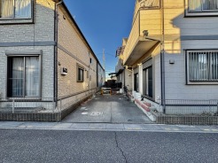 現地で車幅と共にご確認ください。