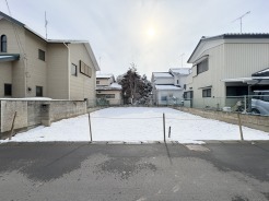 鷲宮駅徒歩3分の近さ。 忙しい朝が助かる立地、 暮らしにゆとりが生まれます。
