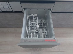 食器洗乾燥機付き、忙しい生活をサポートします。