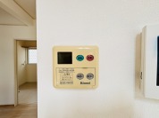 【給湯器パネル】