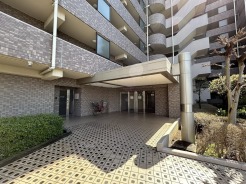 内装新規フルリノベーション物件(6月完成予定)。