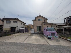 閑静な住宅地で、小さなお子様がいるご家族にも安心。