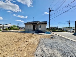 閑静な住宅地で、小さなお子様がいるご家族にも安心。