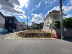 ゆとりの空間がお届けできそうな土地面積です。