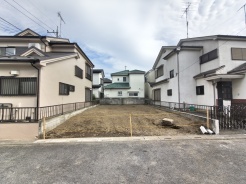閑静な住宅地で、小さなお子様がいるご家族にも安心。