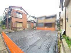 土地を見て、間取りが気になりましたら、すぐに図面を引ける設計士さんをご紹介することも出来ます。ご相談ください。