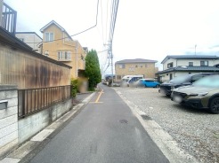 閑静な住宅地で、小さなお子様がいるご家族にも安心。