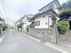 閑静な住宅地で、小さなお子様がいるご家族にも安心。