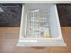 食器洗乾燥機付き、忙しい生活をサポートします。