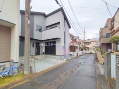 越谷市赤山町2丁目