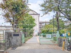 越谷市蒲生1丁目