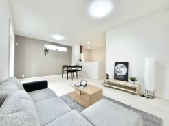 家族団らんの時間も増えそうな、くつろぎのLDK。