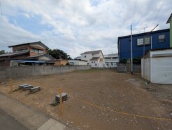 隣家とのゆとりにもこだわりを。広々敷地にご注目ください。