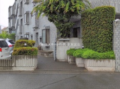 越谷市赤山町1丁目