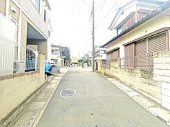 JR宇都宮線「東大宮」駅東口徒歩3分、提携駐車場もあります。エステート白馬東大宮店までお気軽にお問い合わせください。