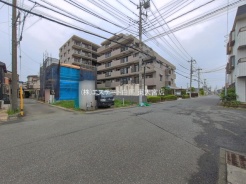 越谷市赤山町2丁目